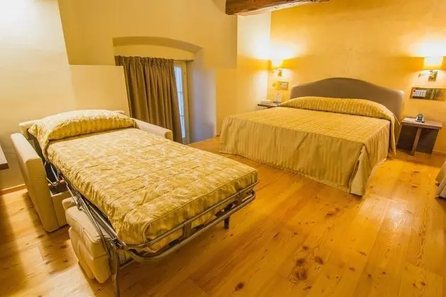 Family Üç Kişilik Oda, 1 Yatak Odası, Banyolu/Duşlu, Bahçe Manzaralı