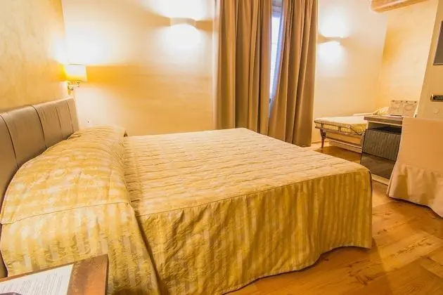 Family Üç Kişilik Oda, 1 Yatak Odası, Banyolu/Duşlu, Bahçe Manzaralı