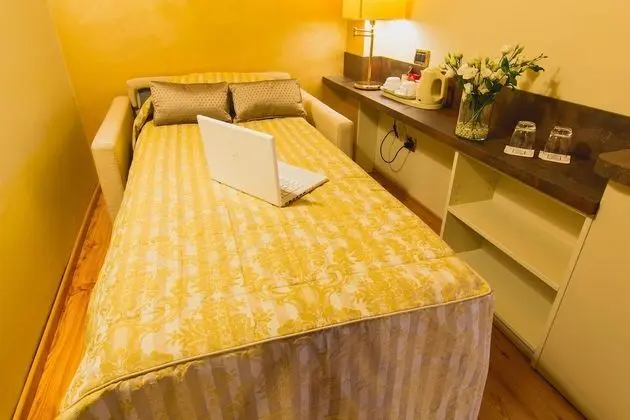 Family Üç Kişilik Oda, 1 Yatak Odası, Banyolu/Duşlu, Bahçe Manzaralı