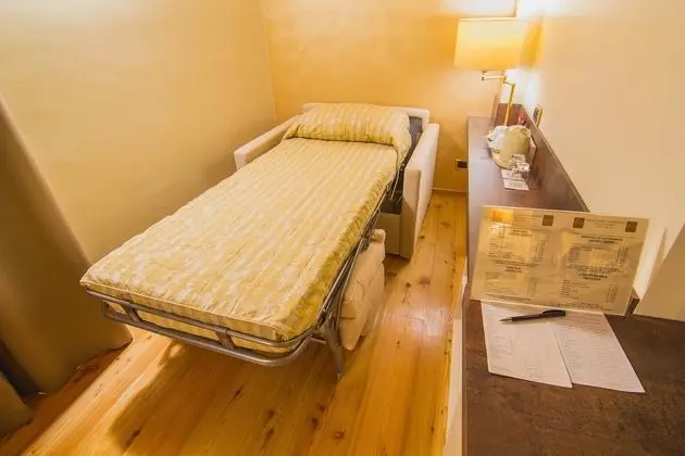 Family Üç Kişilik Oda, 1 Yatak Odası, Banyolu/Duşlu, Bahçe Manzaralı