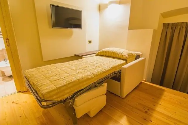 Family Üç Kişilik Oda, 1 Yatak Odası, Banyolu/Duşlu, Bahçe Manzaralı