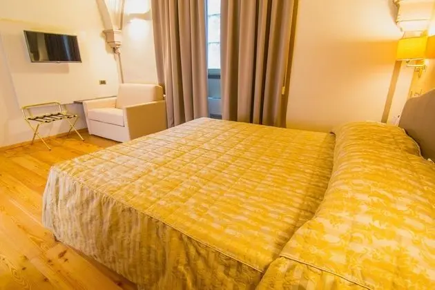 Family Üç Kişilik Oda, 1 Yatak Odası, Banyolu/Duşlu, Bahçe Manzaralı