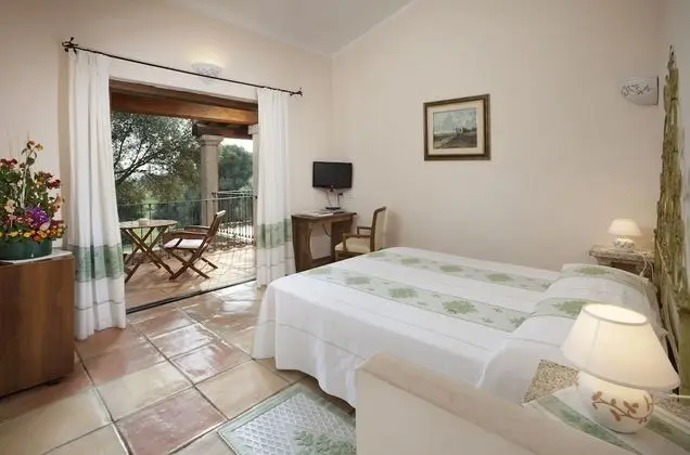 Standard Tek Büyük veya İki Ayrı Yataklı Oda