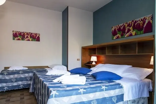Classic Üç Kişilik Oda, Balkon, Bahçe Manzaralı