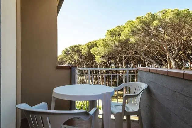Classic Üç Kişilik Oda, Balkon, Bahçe Manzaralı