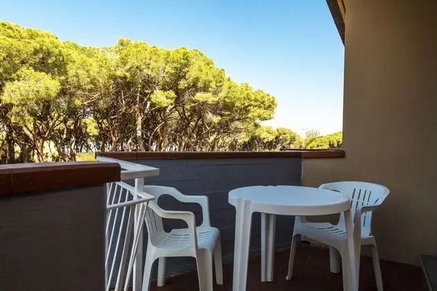 Classic Üç Kişilik Oda, Balkon, Bahçe Manzaralı