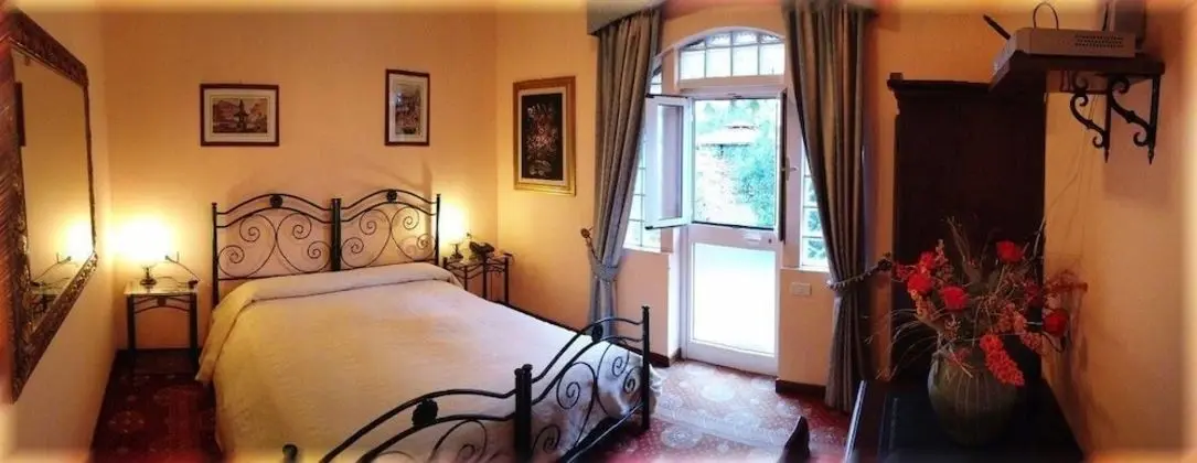 Tek Büyük veya İki Ayrı Yataklı Oda, Sigara İçilmez (Garden)