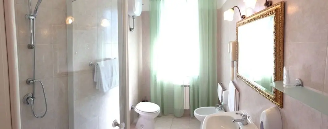 Tek Büyük veya İki Ayrı Yataklı Oda, Sigara İçilmez (Garden)