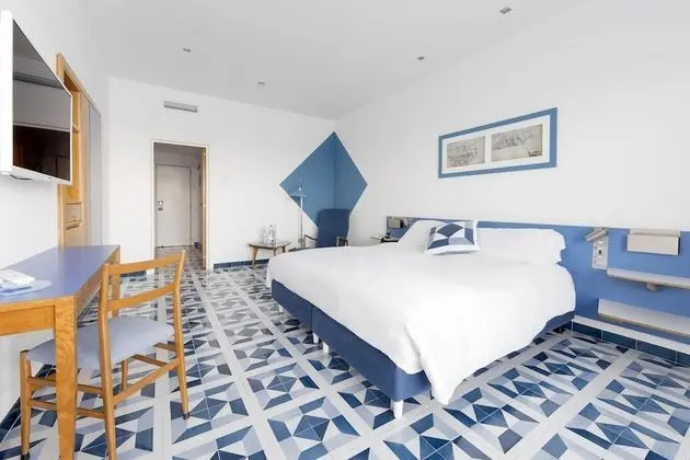 Deluxe Üç Kişilik Oda, Deniz Manzaralı