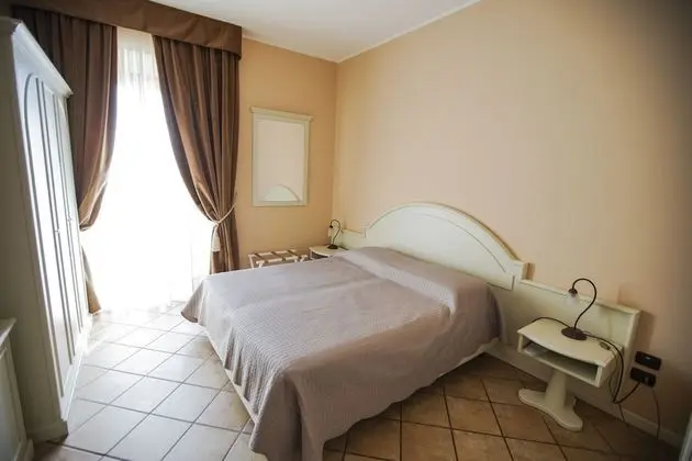 Classic Tek Büyük Yataklı Oda