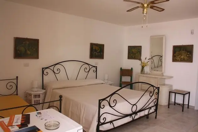 Deluxe Tek Büyük veya İki Ayrı Yataklı Oda, Birden Çok Yatak, Bahçe Manzaralı (Magnolia)