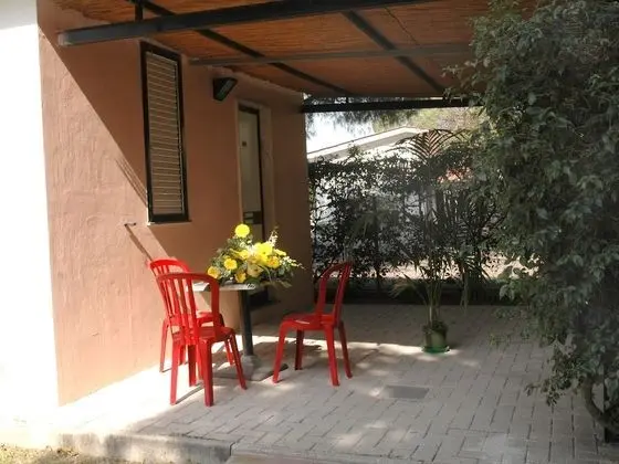 Büyük Yataklı Tek Kişilik Oda