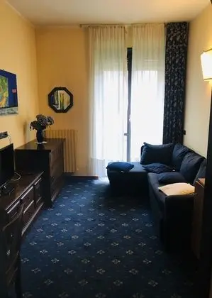 Üç Kişilik Oda