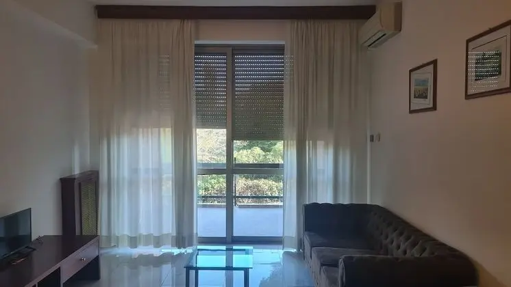 Basic Üç Kişilik Oda, Banyolu/Duşlu