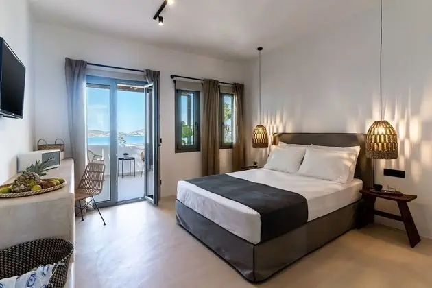 Deluxe Tek Büyük Yataklı Oda, Balkon, Deniz Manzaralı