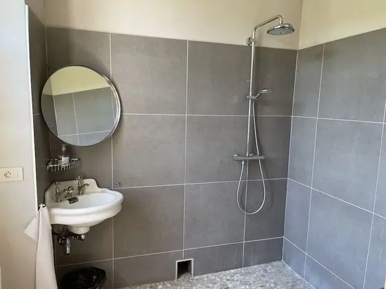 Tek Büyük Yataklı Oda, Özel Banyo (Parrain)