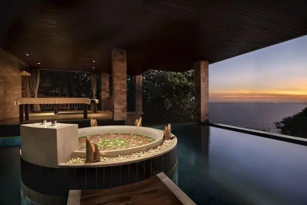 Süit, 1 Yatak Odası, Kişiye Özel Havuzlu (Spa, open style washroom and bathroom)