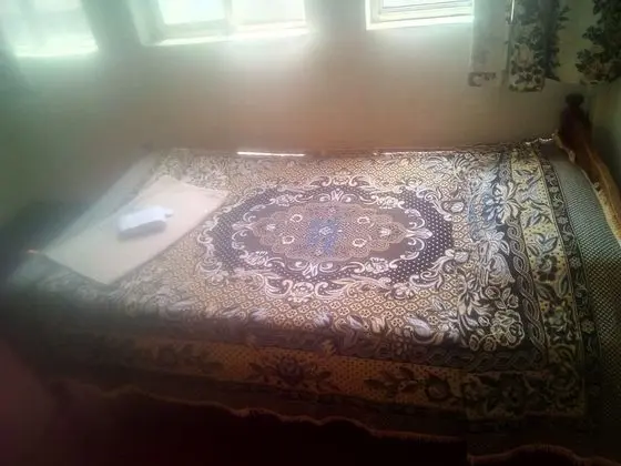 Büyük Yataklı Tek Kişilik Oda