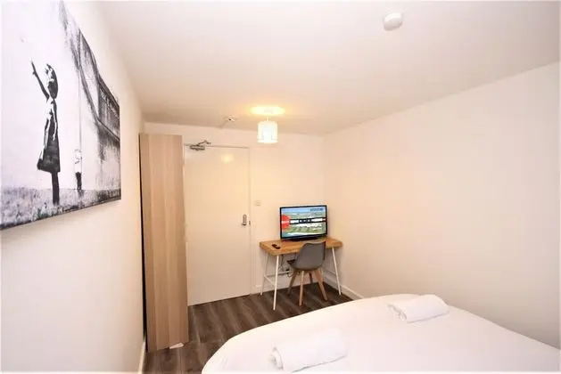 Comfort Tek Büyük Yataklı Oda
