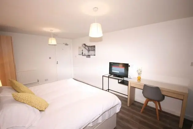 Comfort Tek Büyük Yataklı Oda