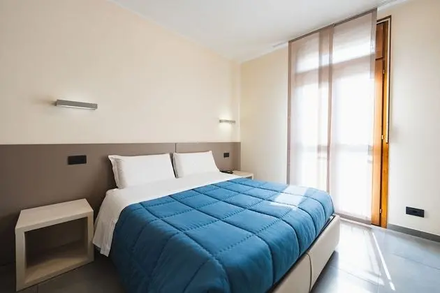 Büyük Yataklı Tek Kişilik Oda