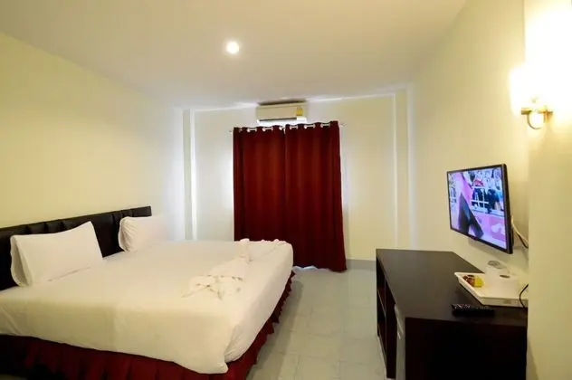 Superior King Bed