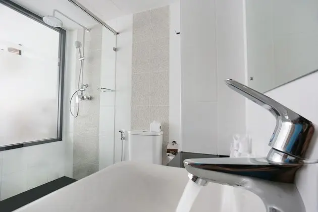 Deluxe Twin Room with Balcony