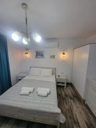 Geniş Standart Oda, Bahçe Manzaralı, Balkonlu veya Fransız Balkonlu