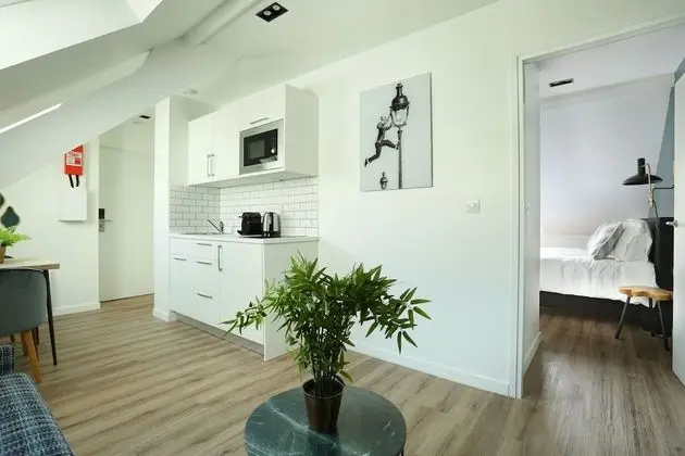 1-Bedroom Apartment