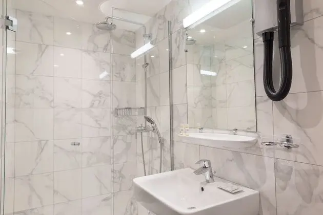 Superior Tek Büyük Yataklı Oda