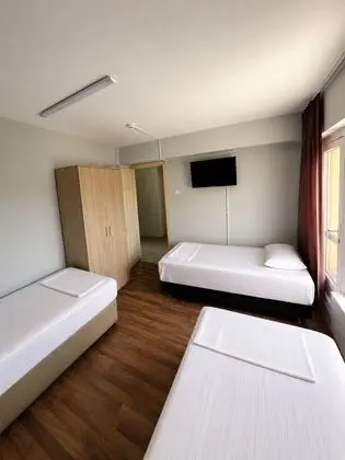 Standart Üç Kişilik Oda