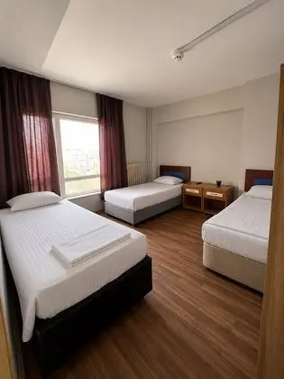 Standart Üç Kişilik Oda
