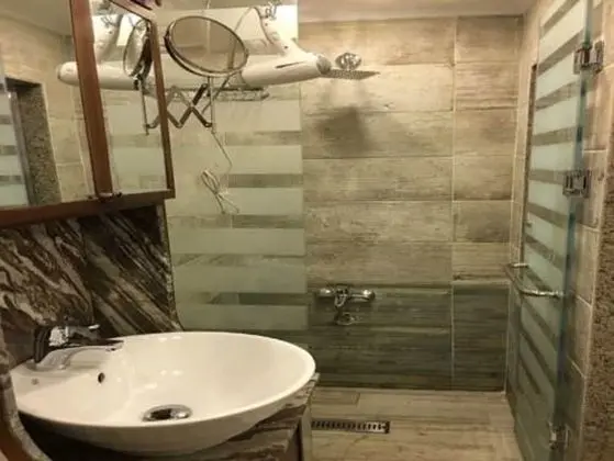 Tek Kişilik Oda, Özel Banyo