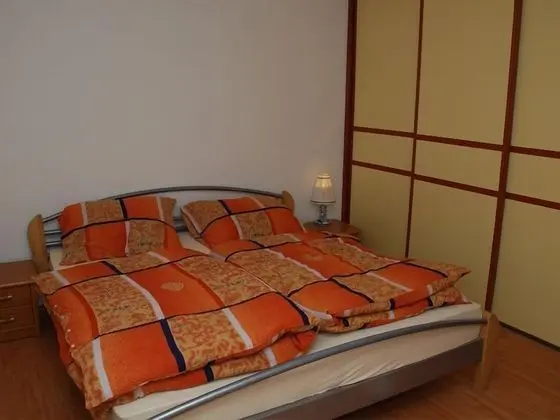 Apart Daire, 2 Yatak Odası, Mutfak