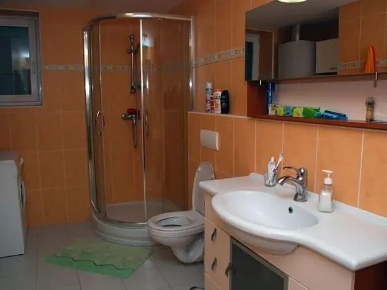 Apart Daire, 2 Yatak Odası, Mutfak