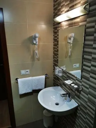 Basic Üç Kişilik Oda