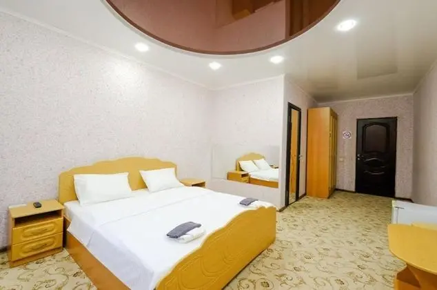 Comfort Tek Büyük Yataklı Oda