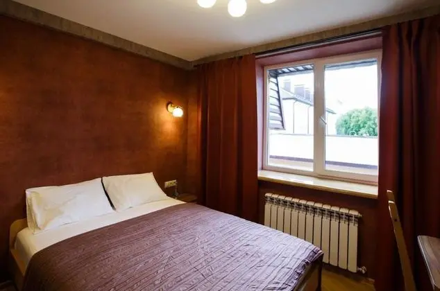 Luxury Tek Büyük Yataklı Oda