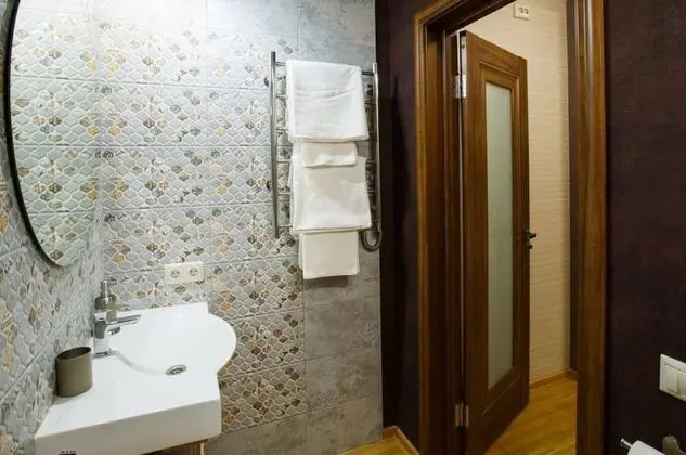 Luxury Tek Büyük Yataklı Oda