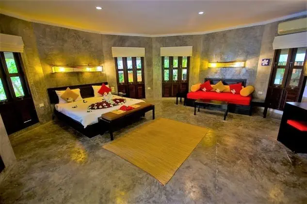 Tropical Hillside Villa