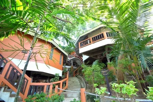 Tropical Hillside Villa