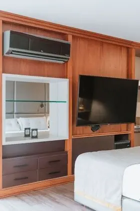 HABITACION SUITE EJECUTIVA, BAÑERA DE HIDROMASAJE (EXECUTIVE SUITE)