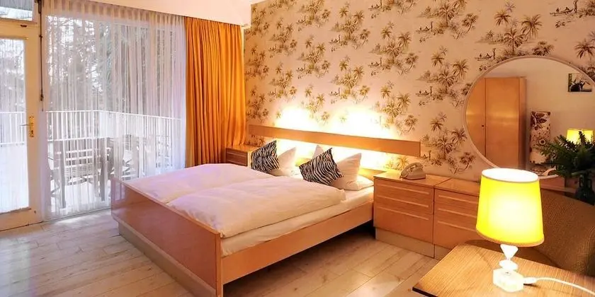 Tek Büyük Yataklı Oda