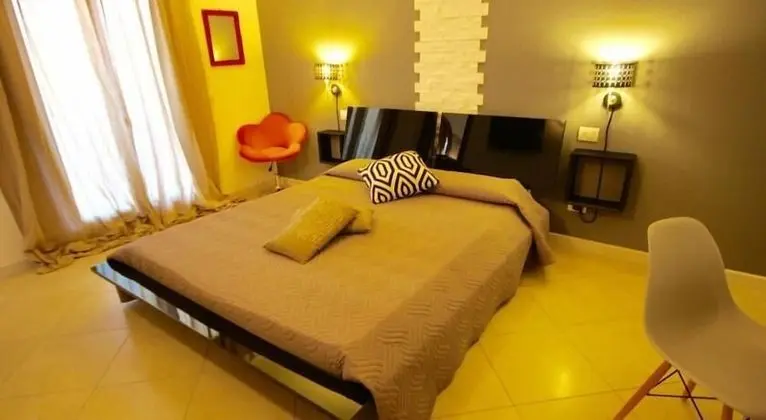 Tek Büyük Yataklı Oda