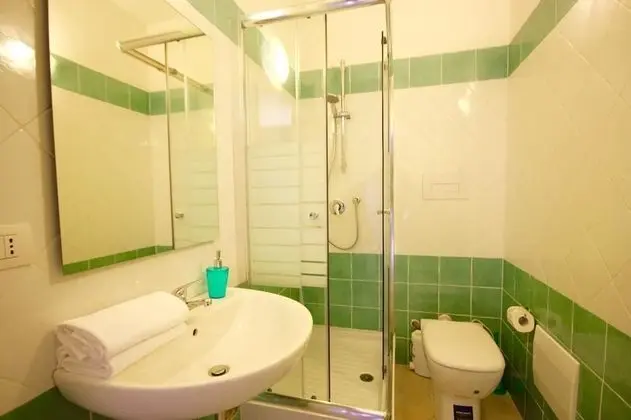 Tek Büyük Yataklı Oda, Teras