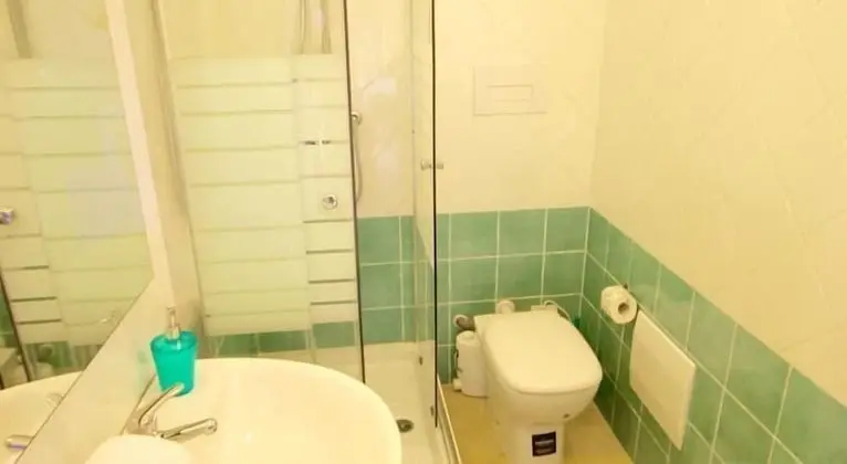 Tek Büyük Yataklı Oda, Teras