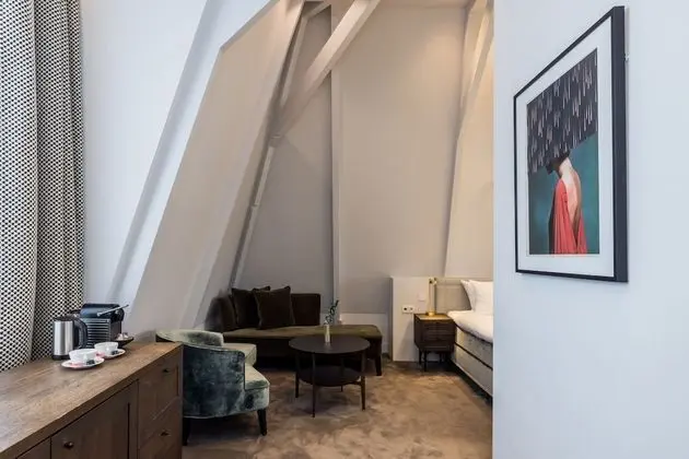 Deluxe Tek Büyük Yataklı Oda
