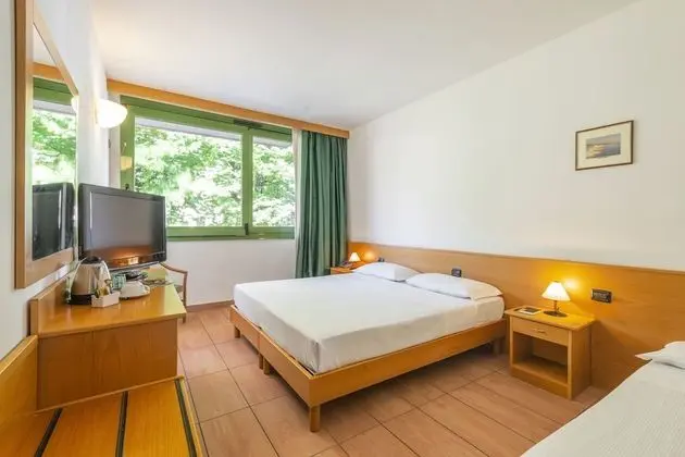 Standard Üç Kişilik Oda