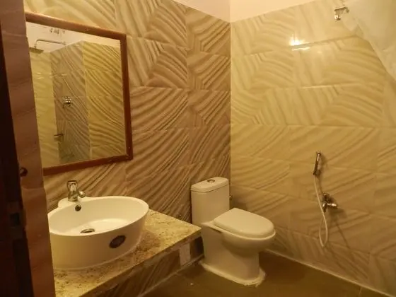 Standard Oda, 1 Yatak Odası, Sigara İçilebilir, Avlu Manzaralı