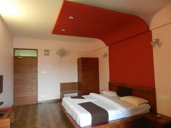 Superior Oda, 1 Çift Kişilik Yatak, Sigara İçilebilir, Şehir Manzaralı